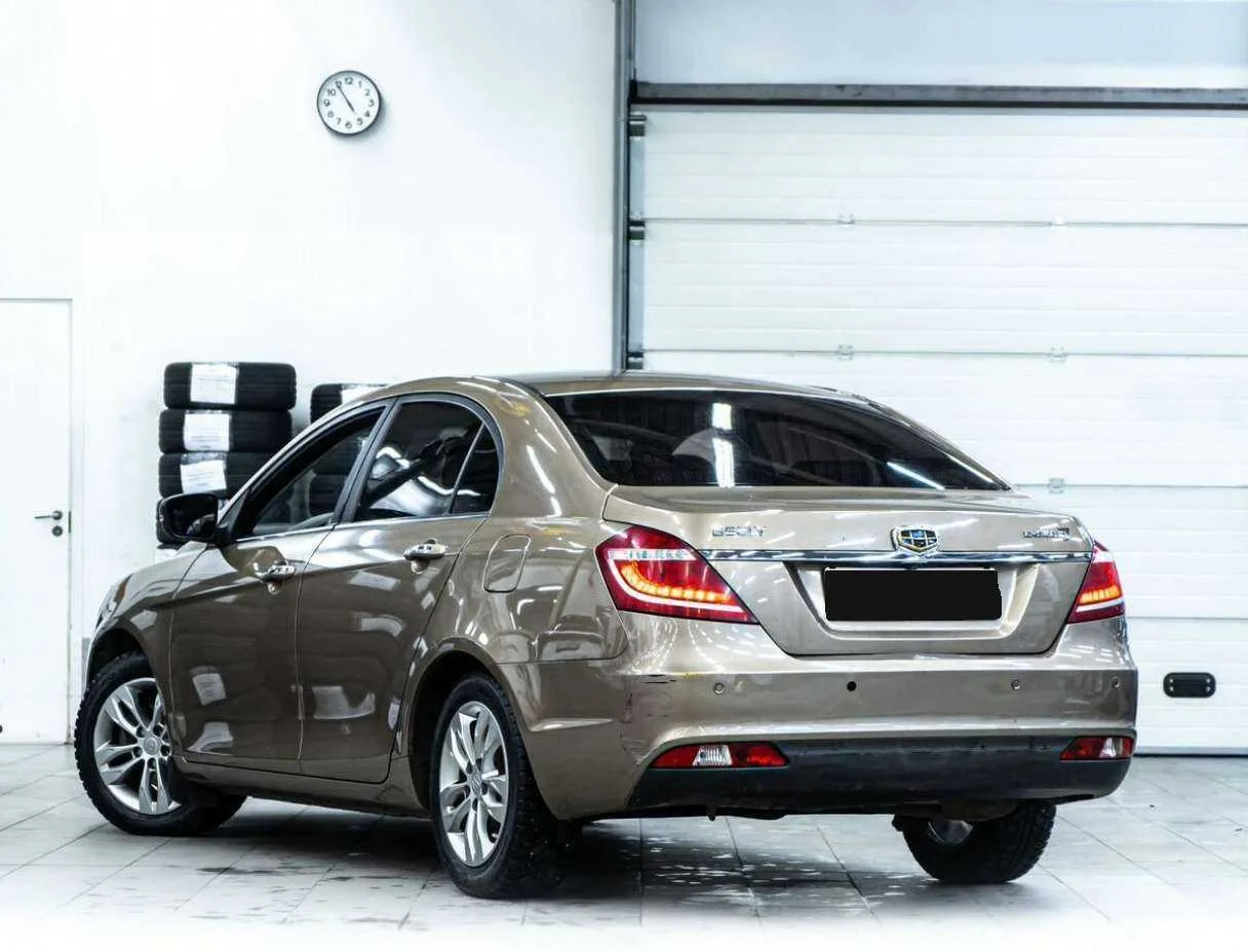 Geely Emgrand 7