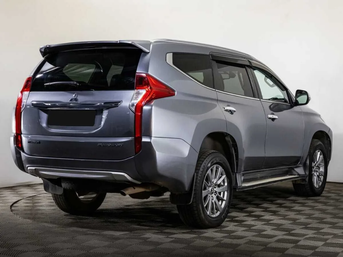 Mitsubishi Pajero Sport