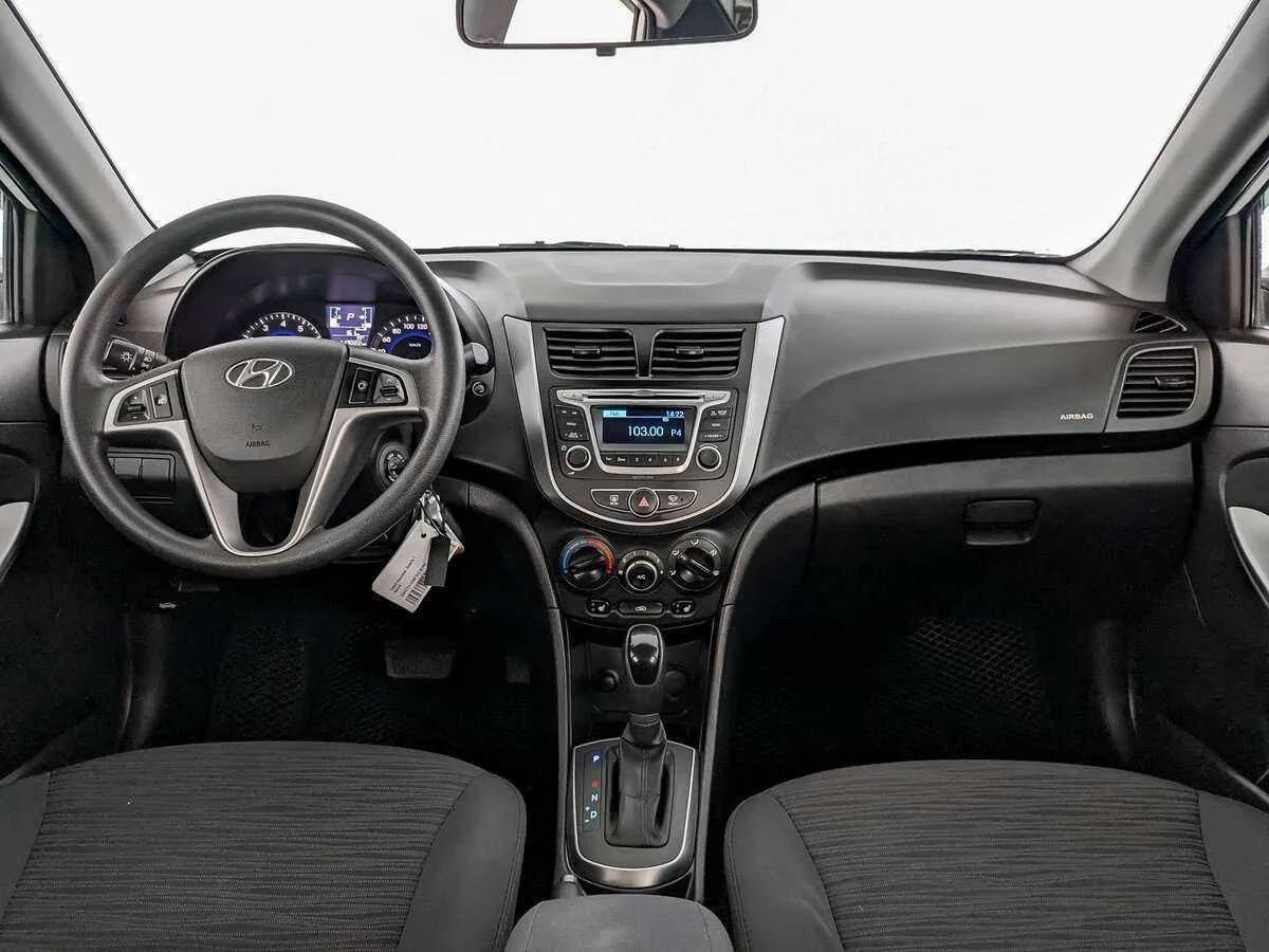 Hyundai Solaris