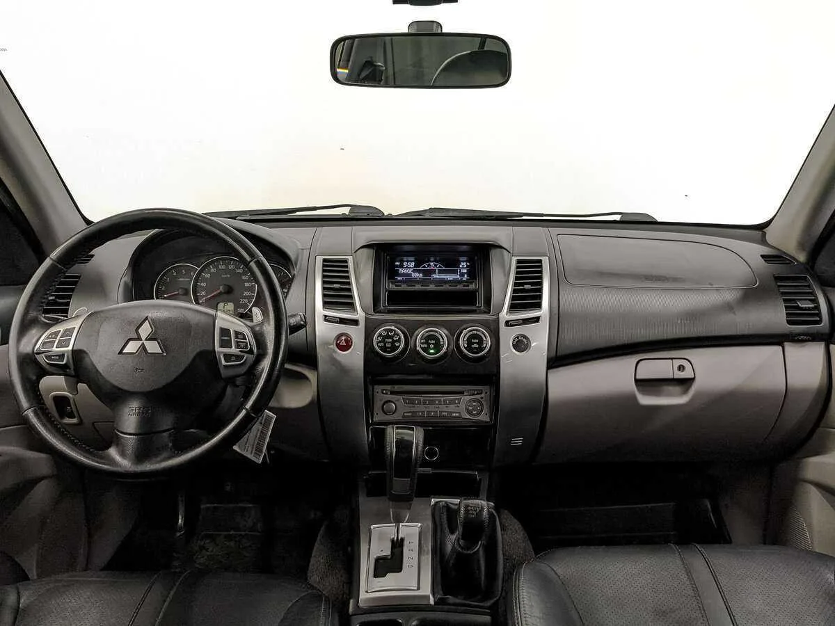 Mitsubishi Pajero Sport