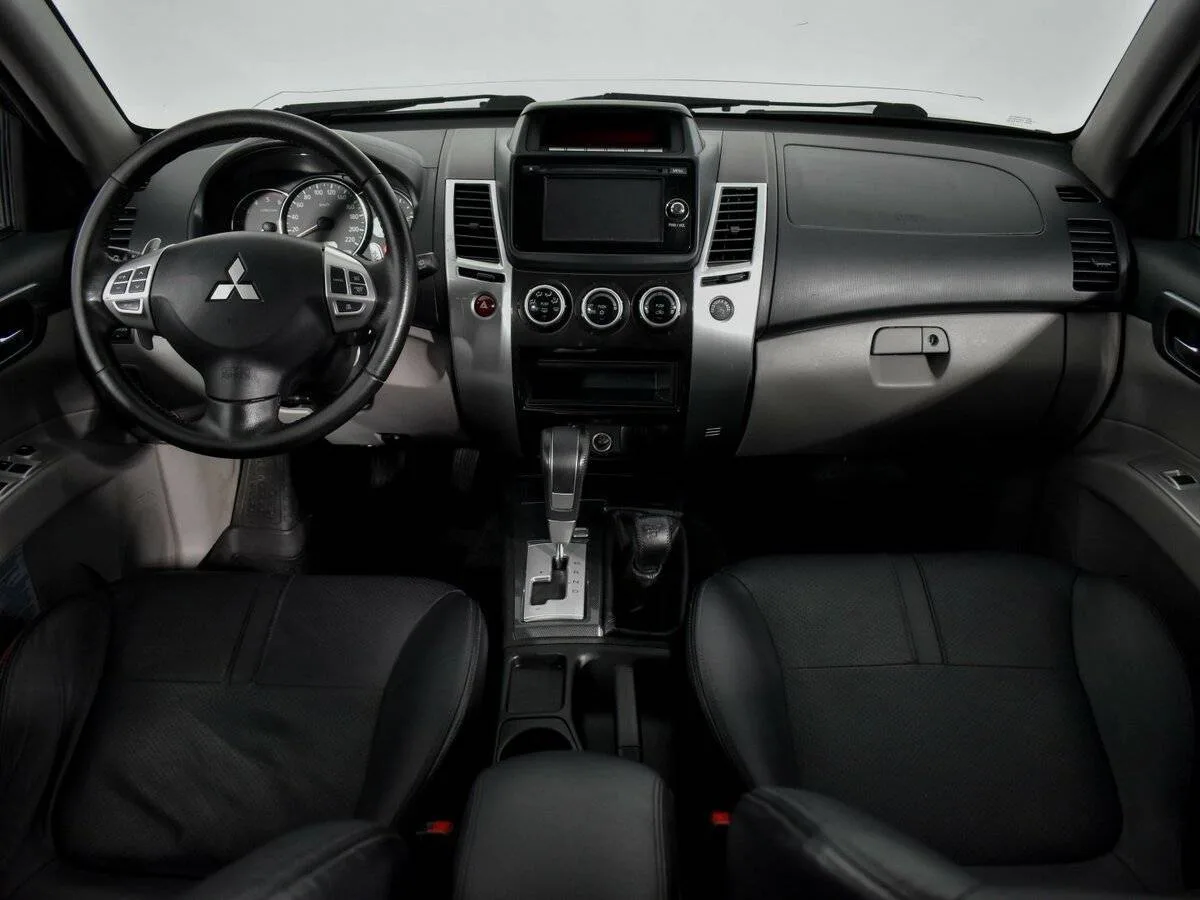Mitsubishi Pajero Sport
