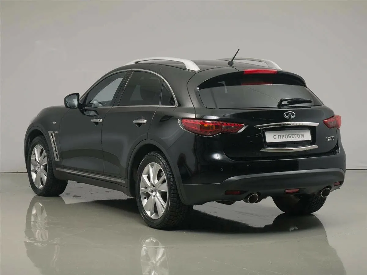 Infiniti QX70