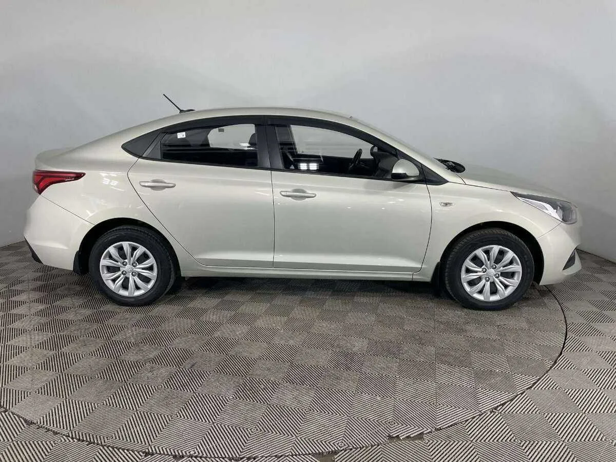 Hyundai Solaris