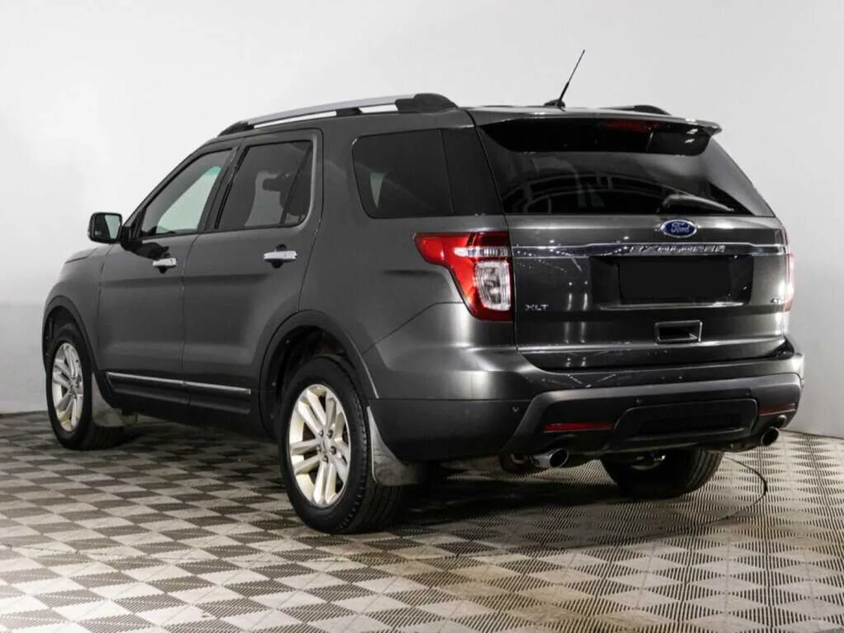 Ford Explorer