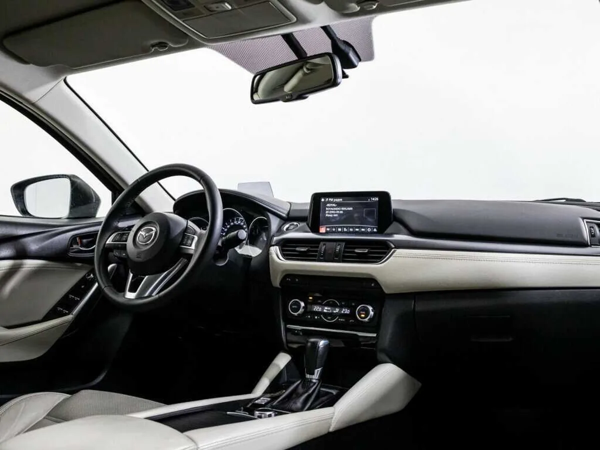 Mazda 6