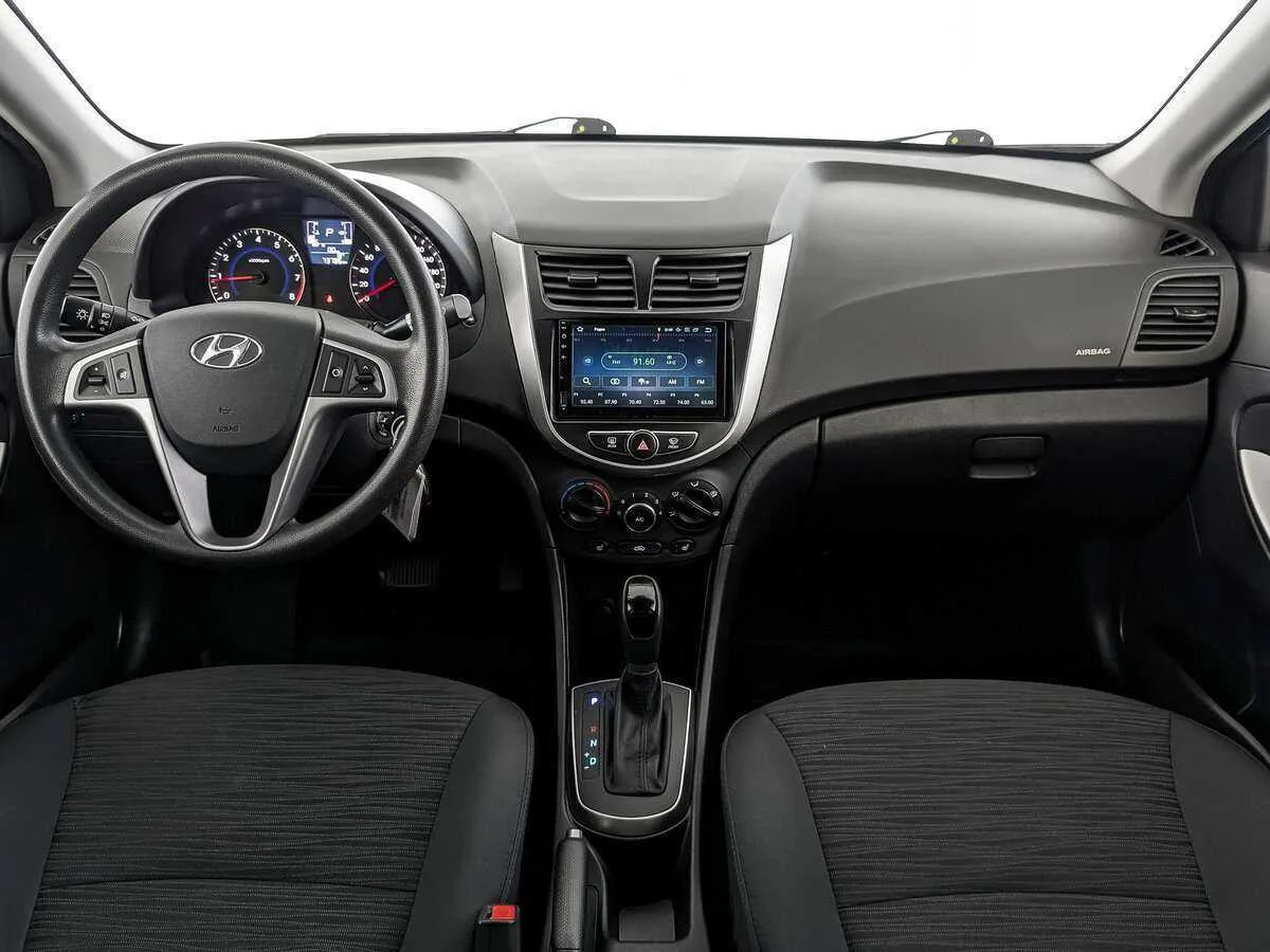 Hyundai Solaris
