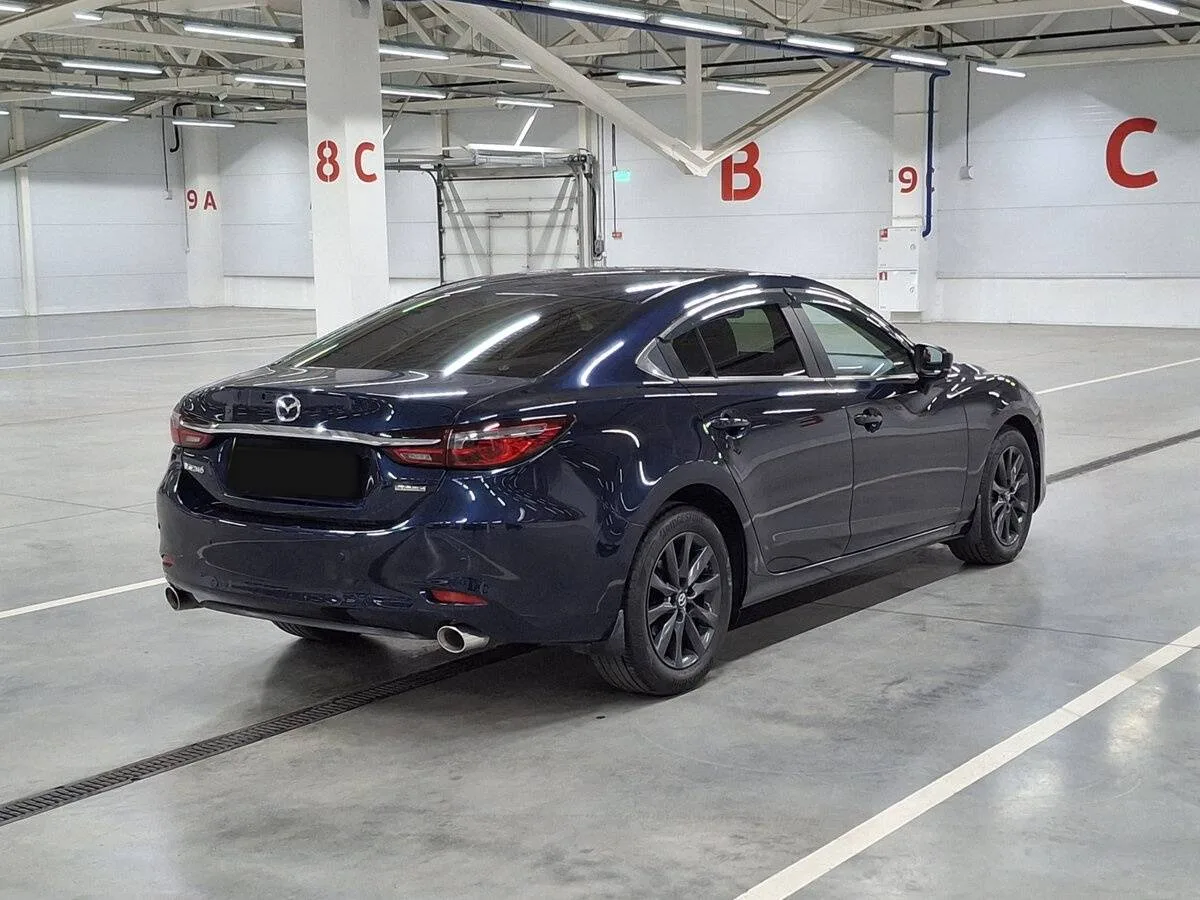 Mazda 6