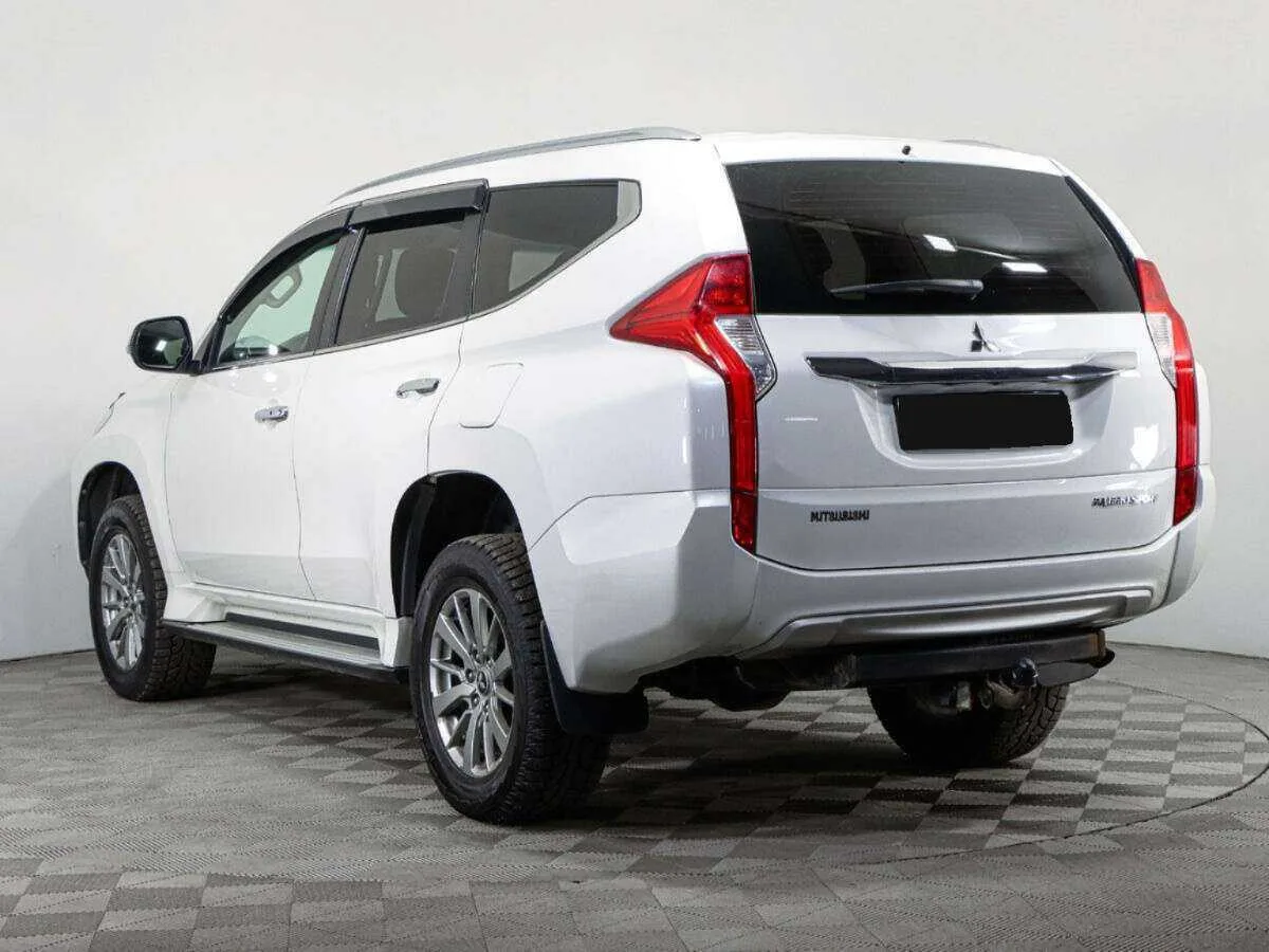 Mitsubishi Pajero Sport