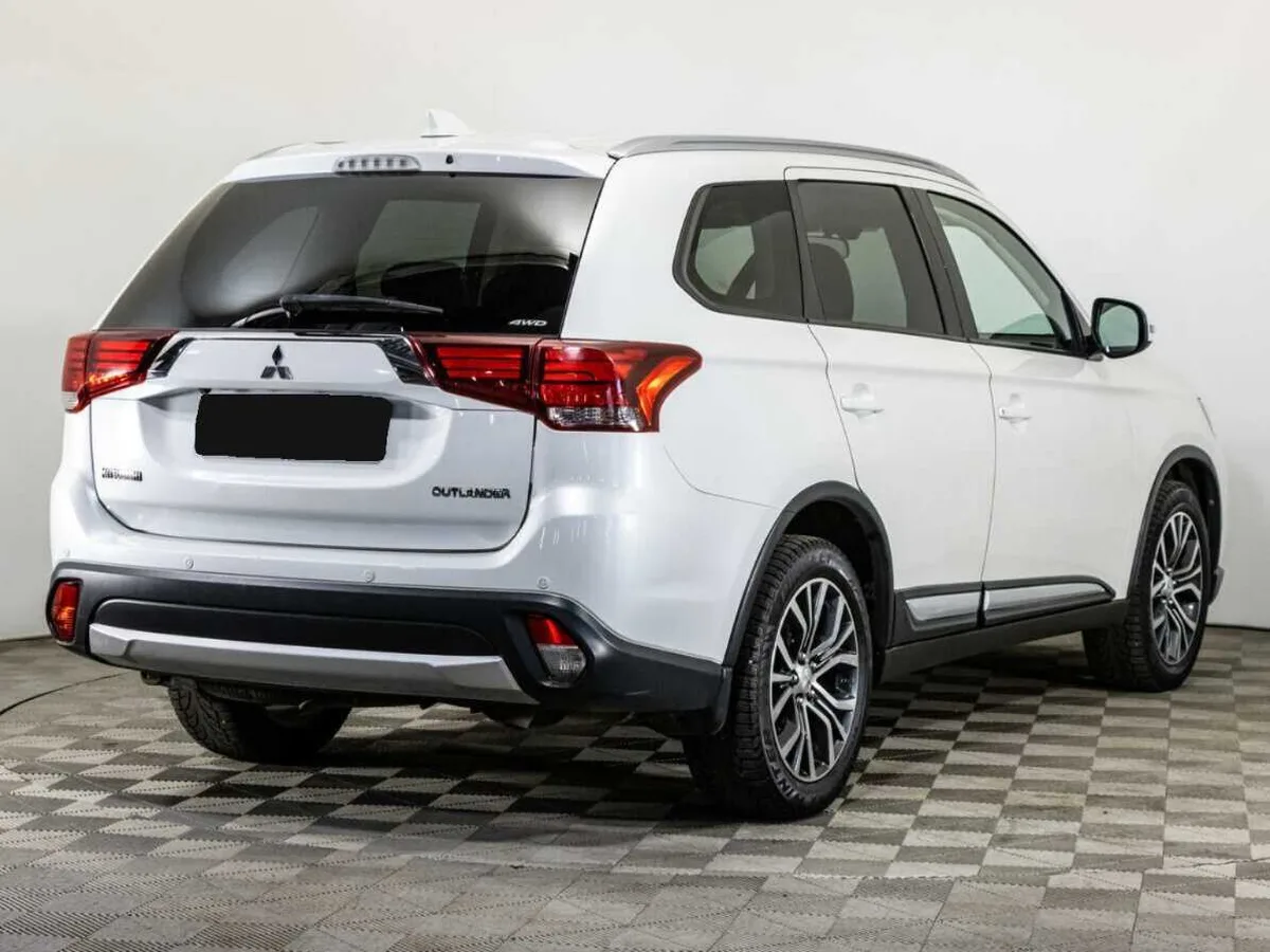 Mitsubishi Outlander