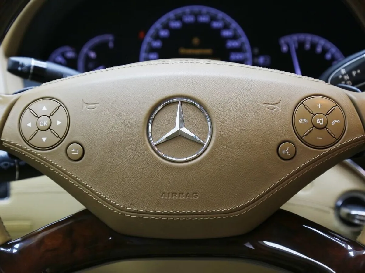 Mercedes-Benz S-Класс