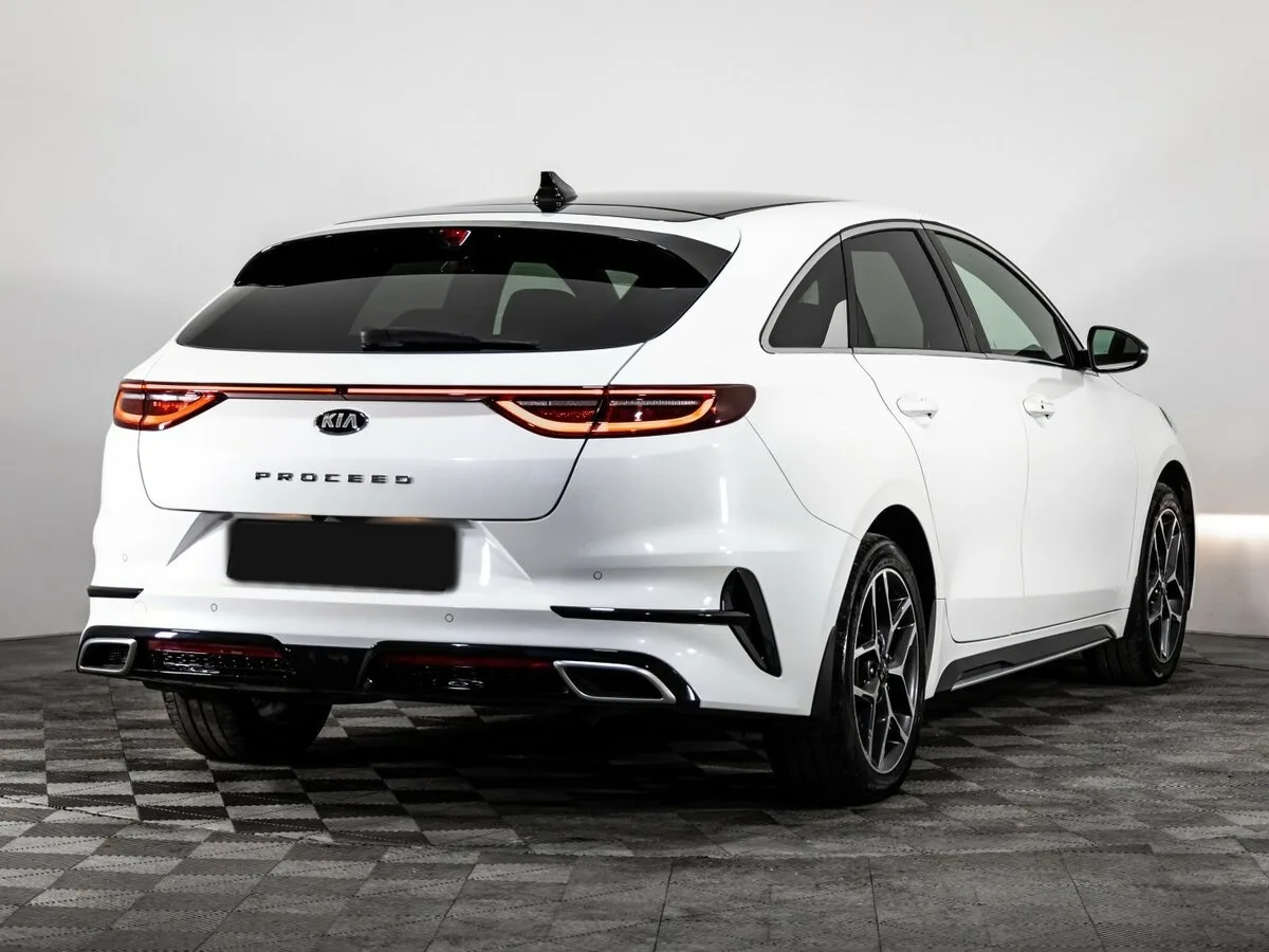 Kia Proceed