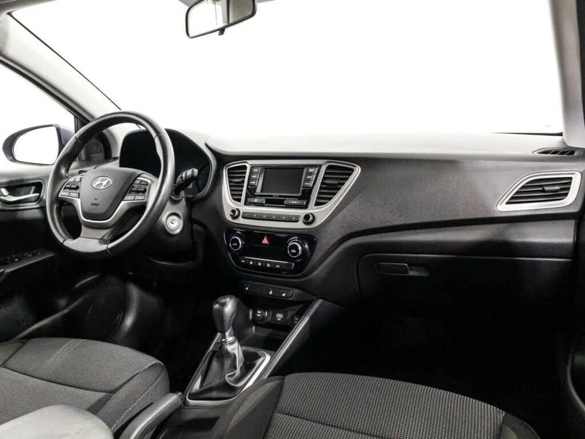 Hyundai Solaris