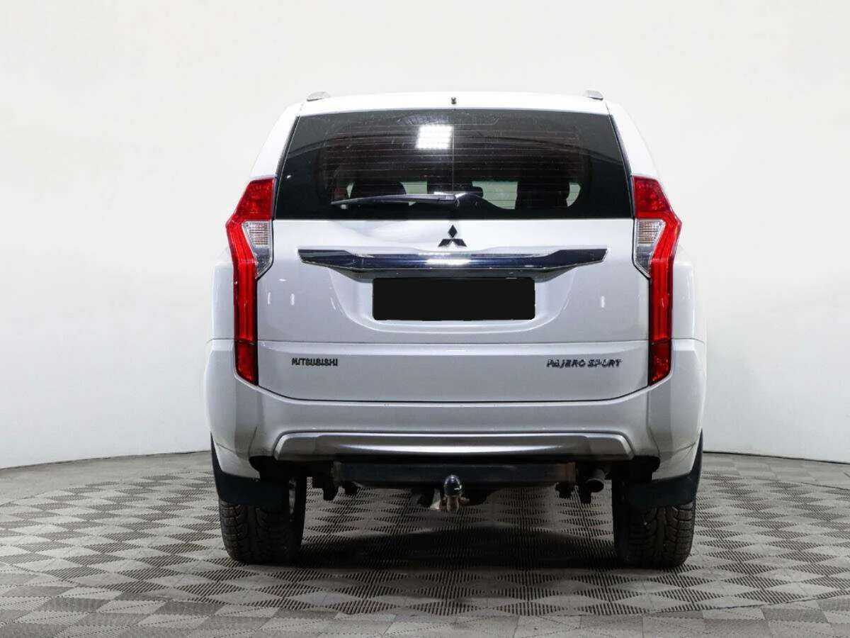 Mitsubishi Pajero Sport
