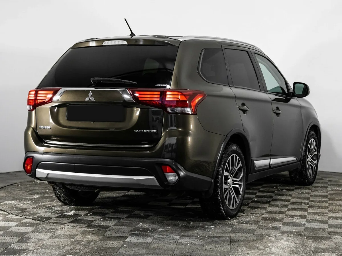 Mitsubishi Outlander