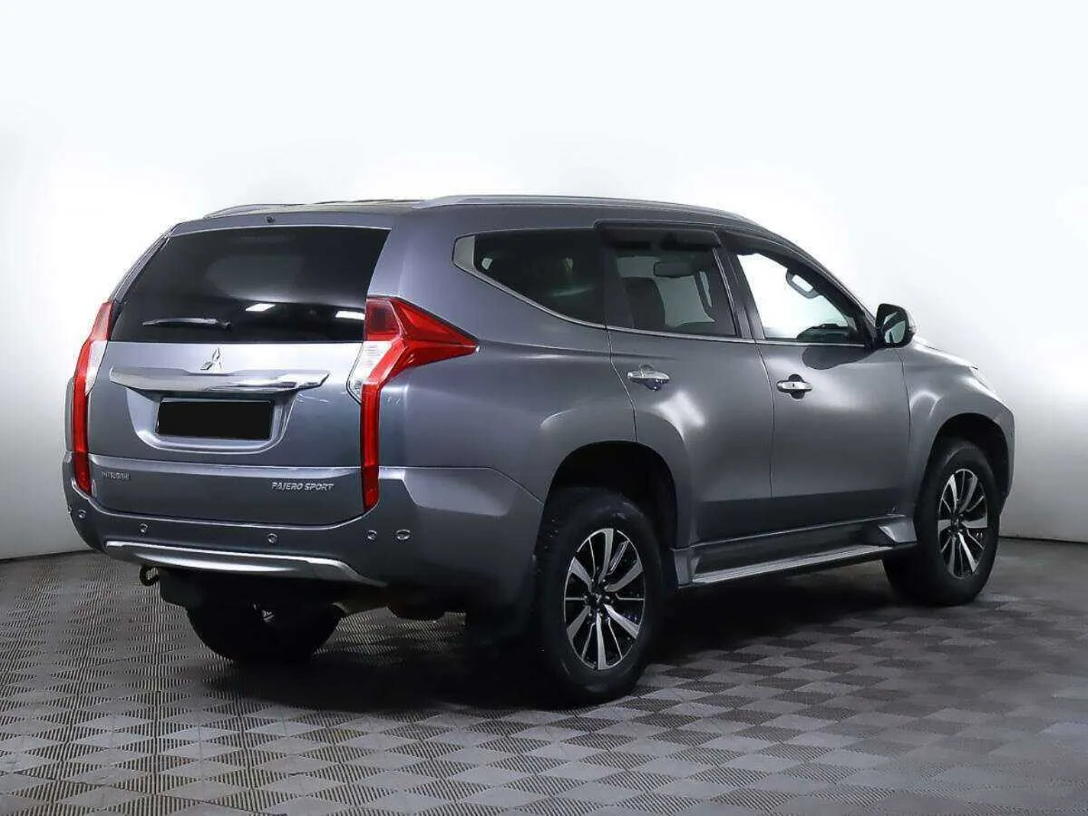 Mitsubishi Pajero Sport