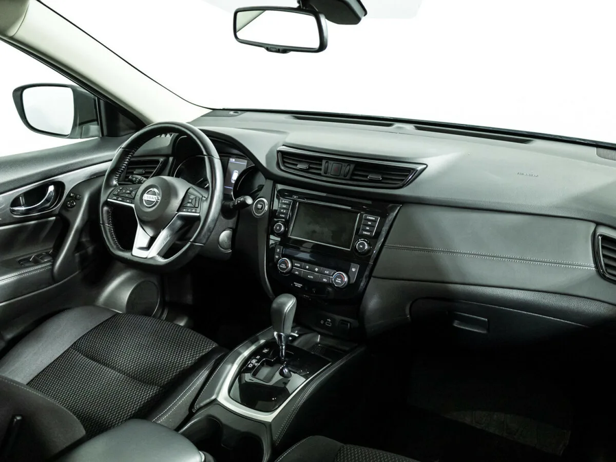 Nissan X Trail