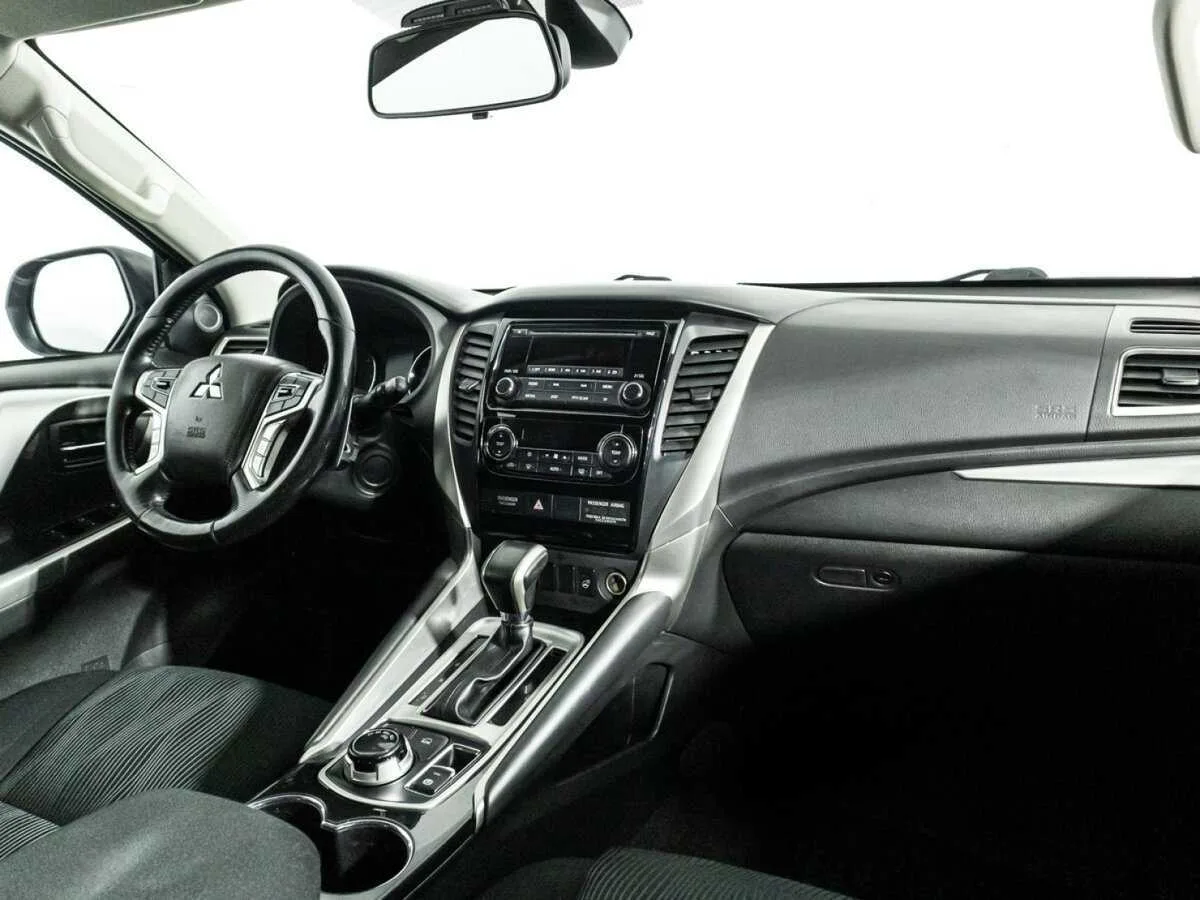 Mitsubishi Pajero Sport