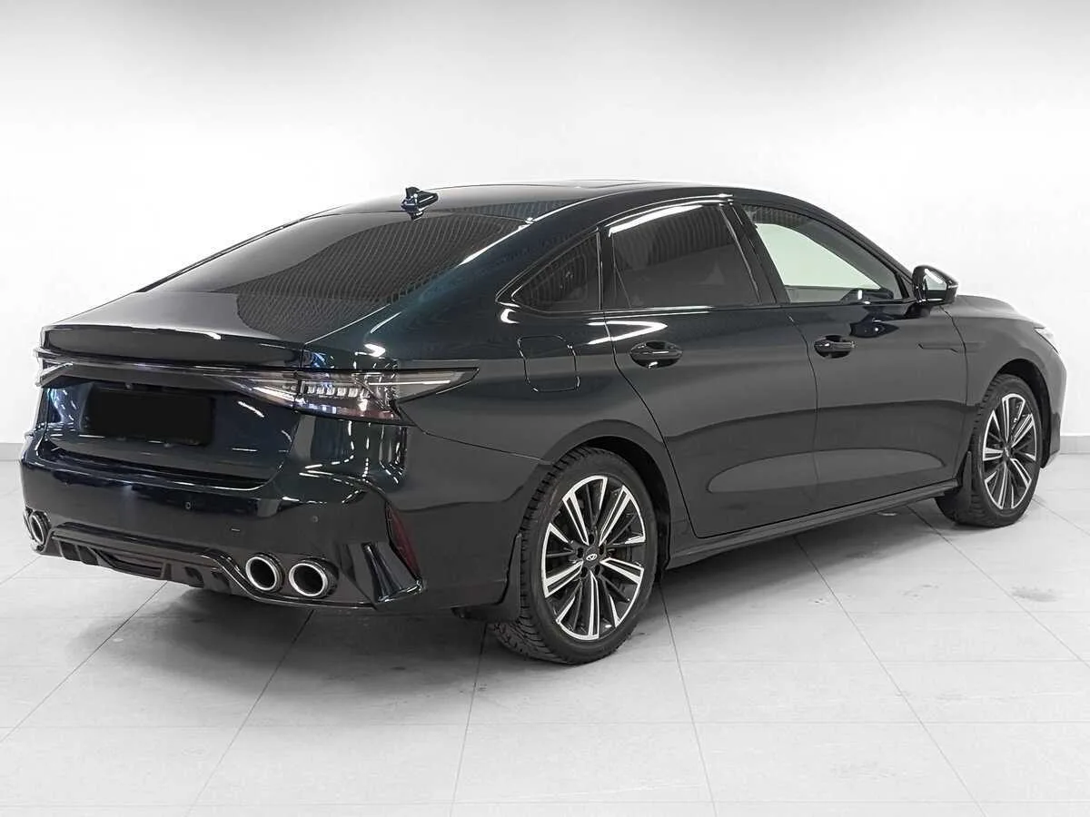 Chery Arrizo 8