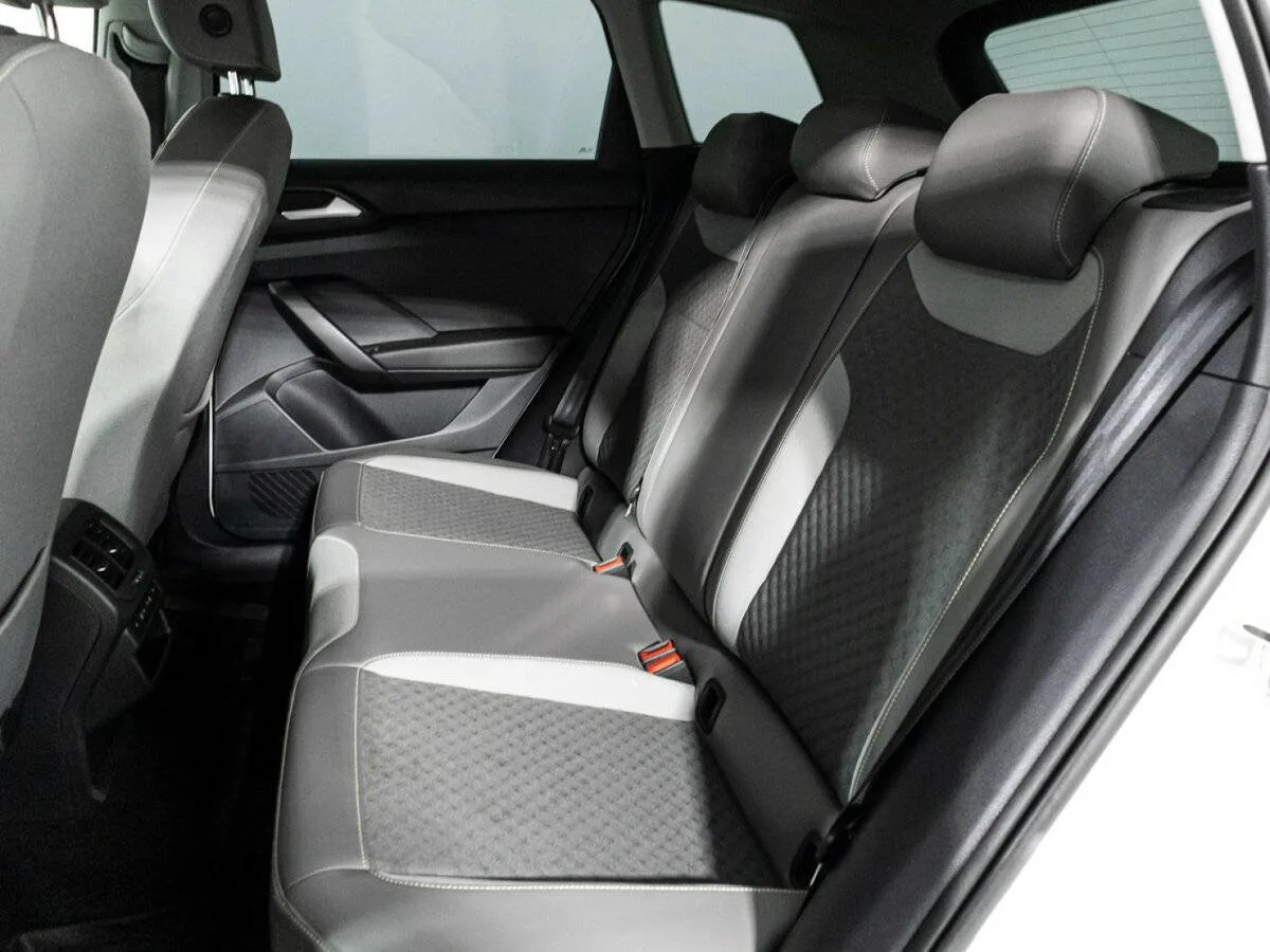 Volkswagen Taos