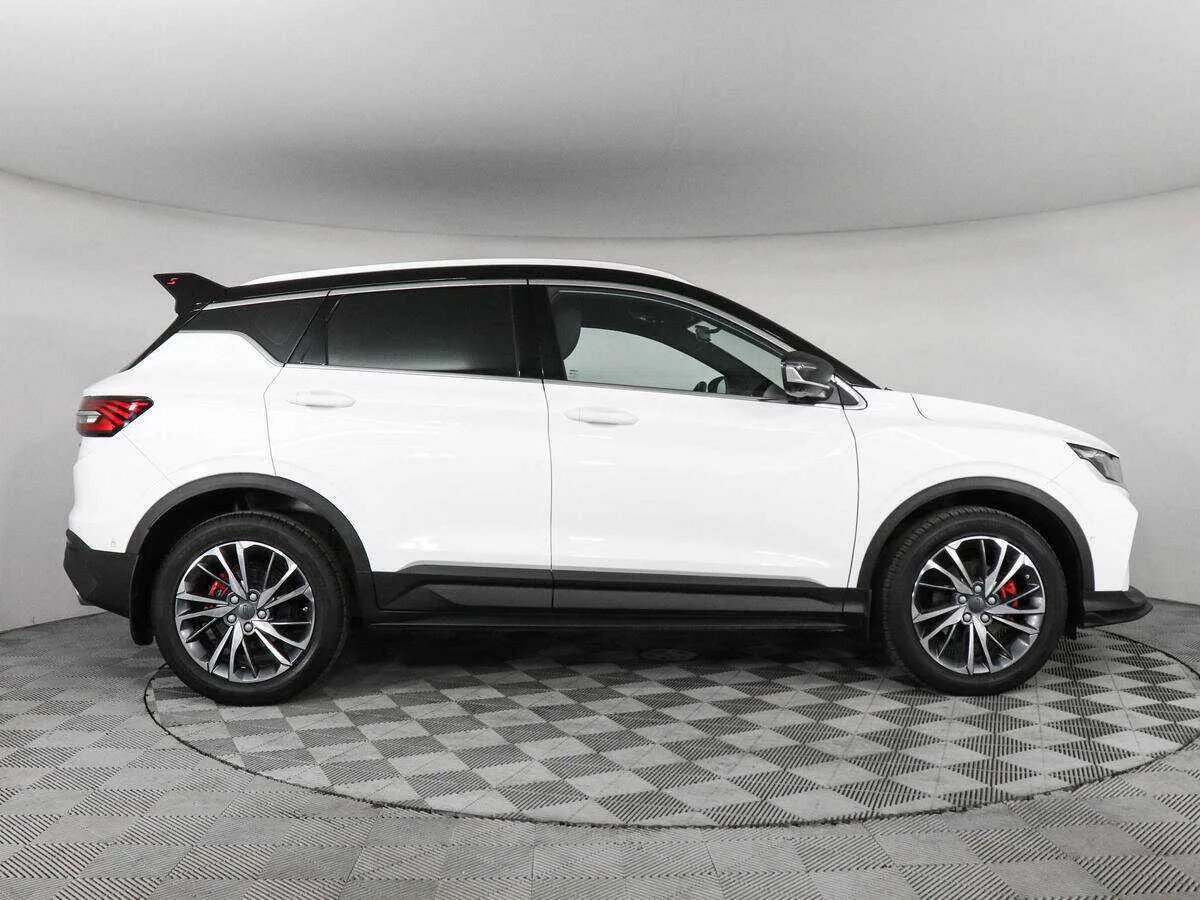 Geely Coolray