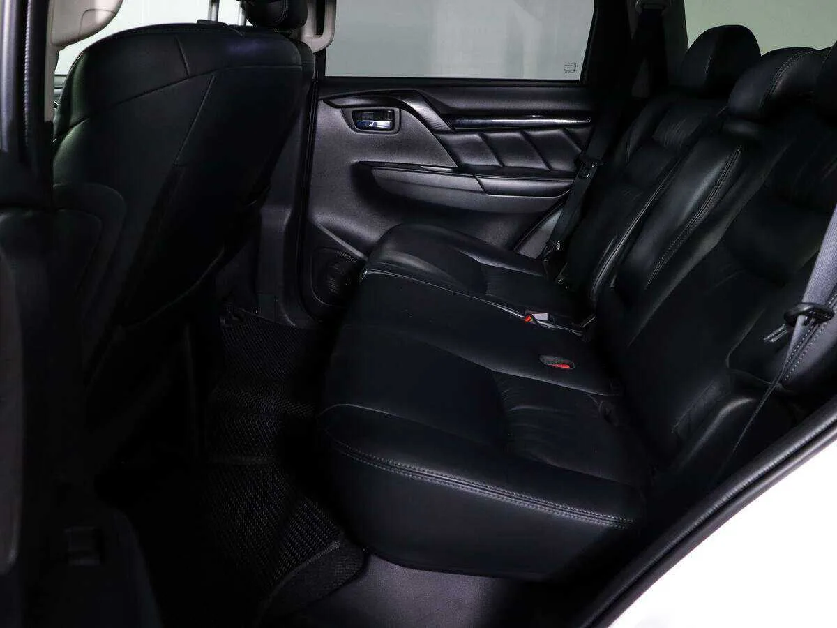Mitsubishi Pajero Sport