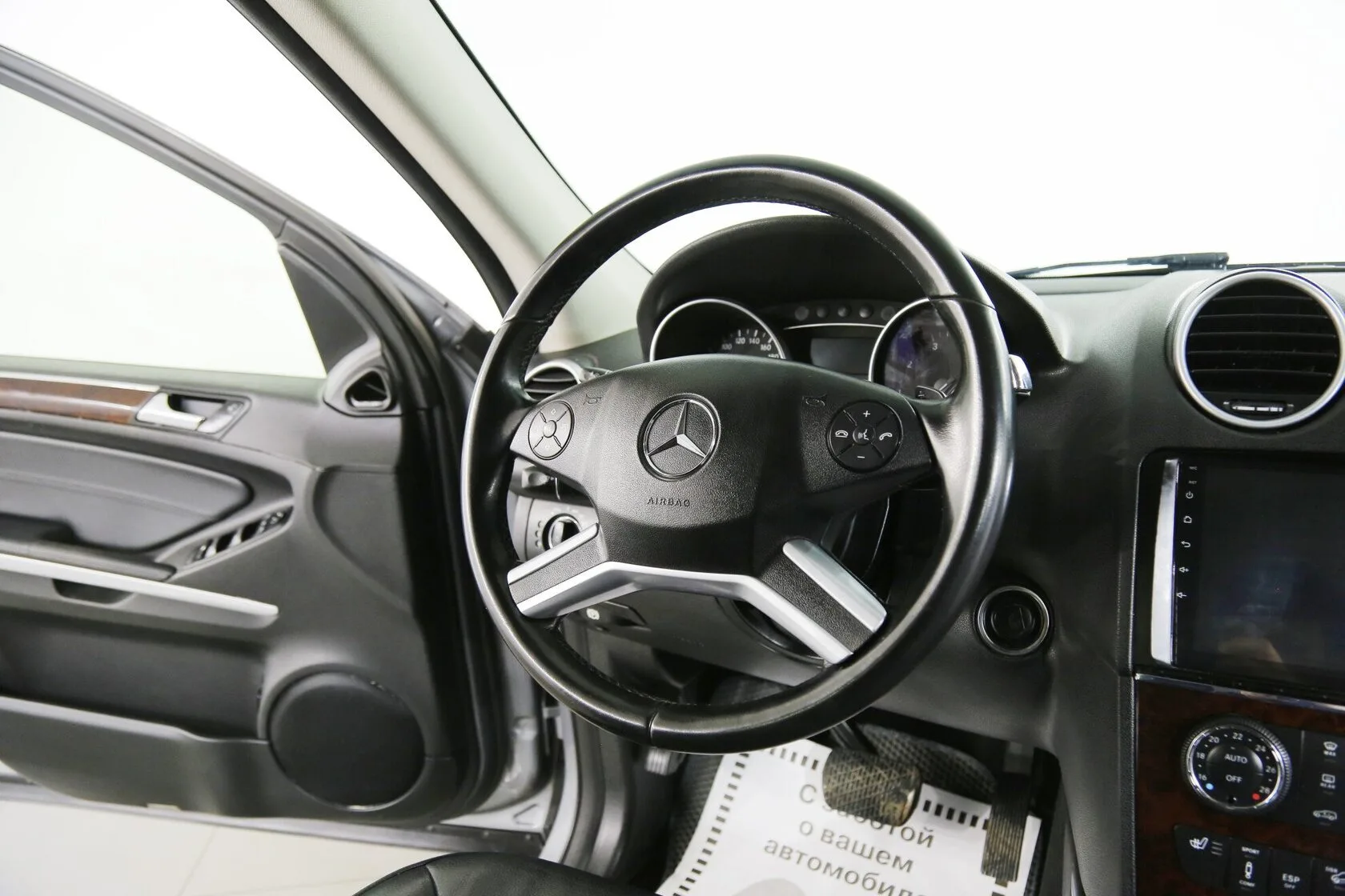 Mercedes-Benz M-Класс