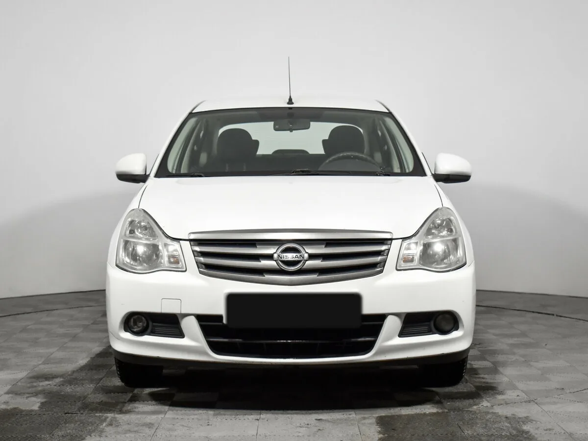 Nissan Almera