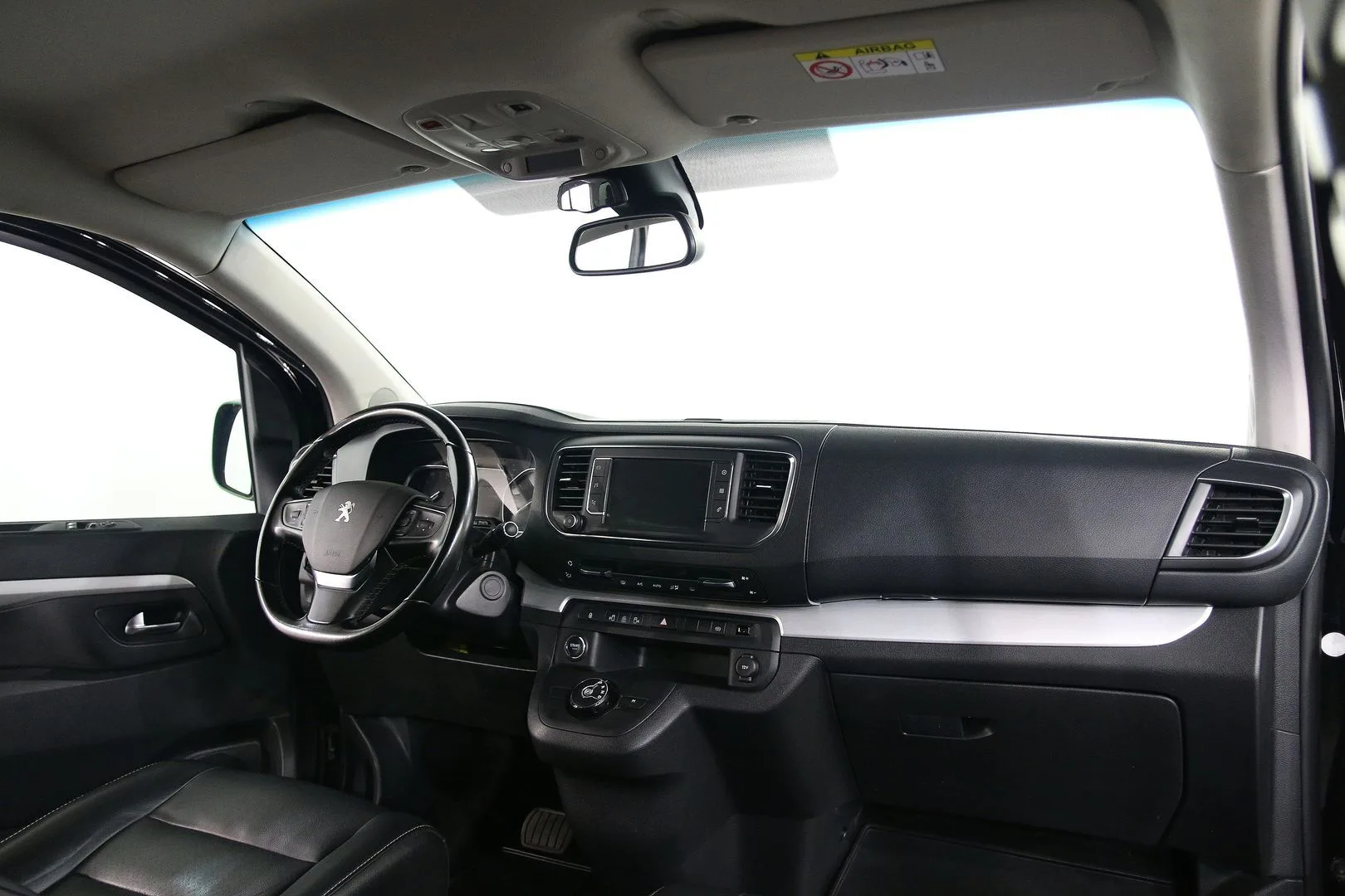 Peugeot Traveller