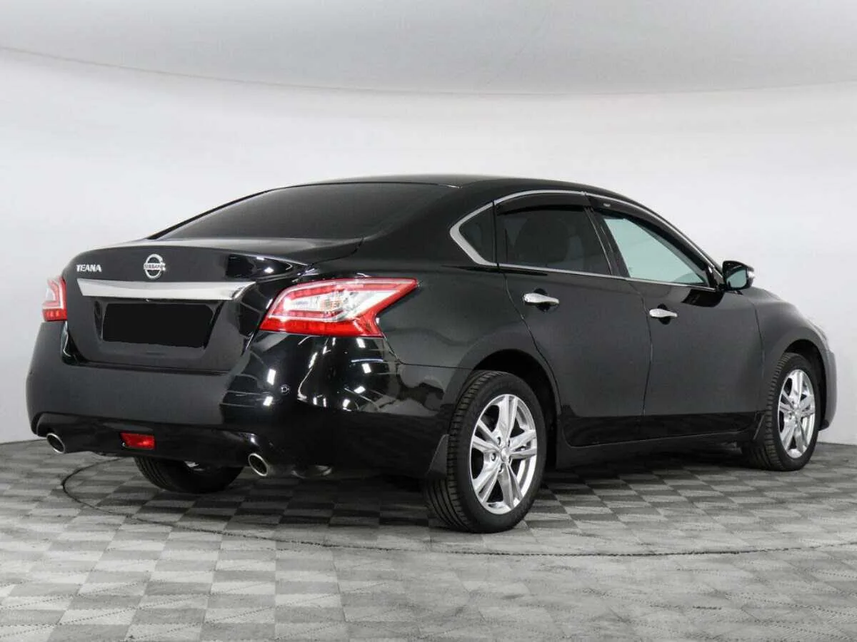 Nissan Teana