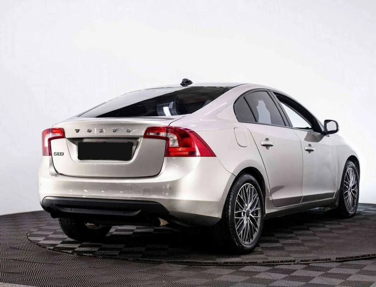 Volvo S60