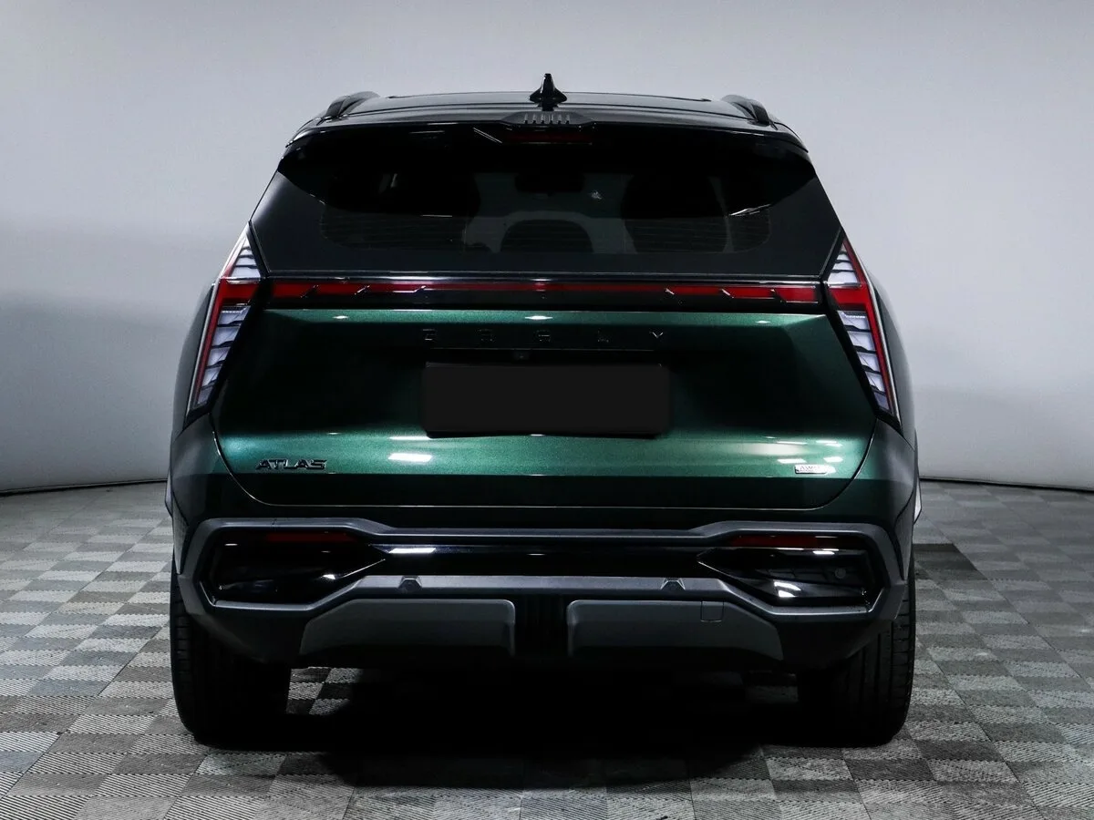 Geely Atlas