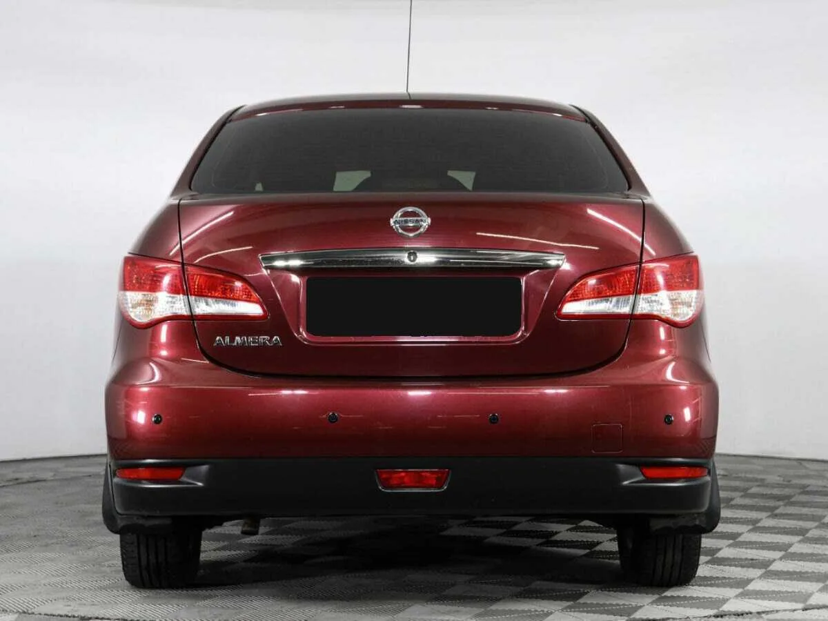 Nissan Almera