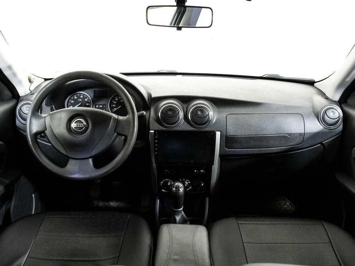 Nissan Almera