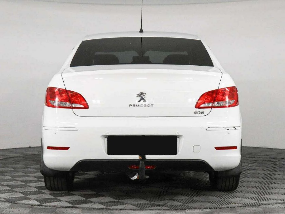 Peugeot 408