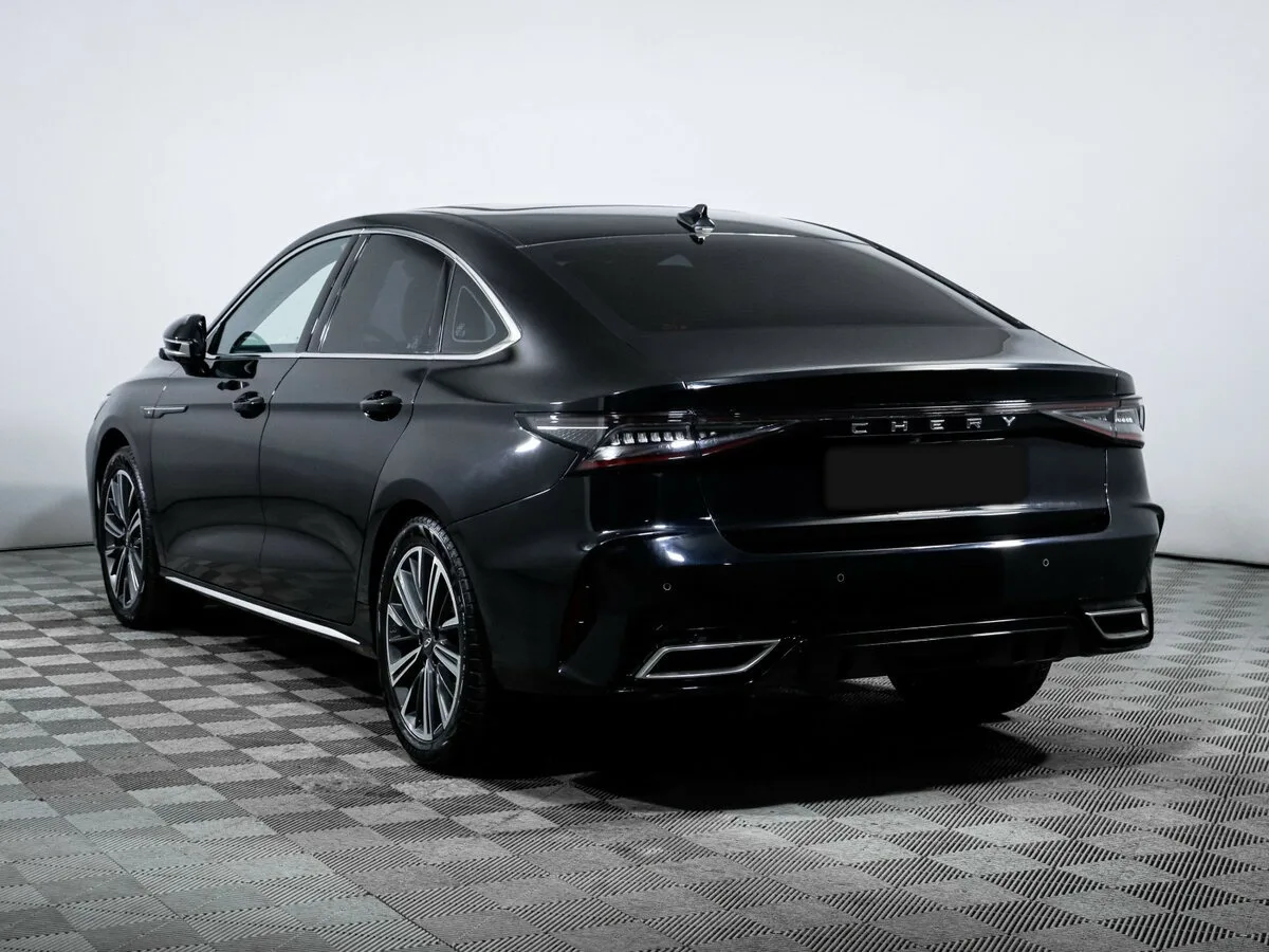 Chery Arrizo 8