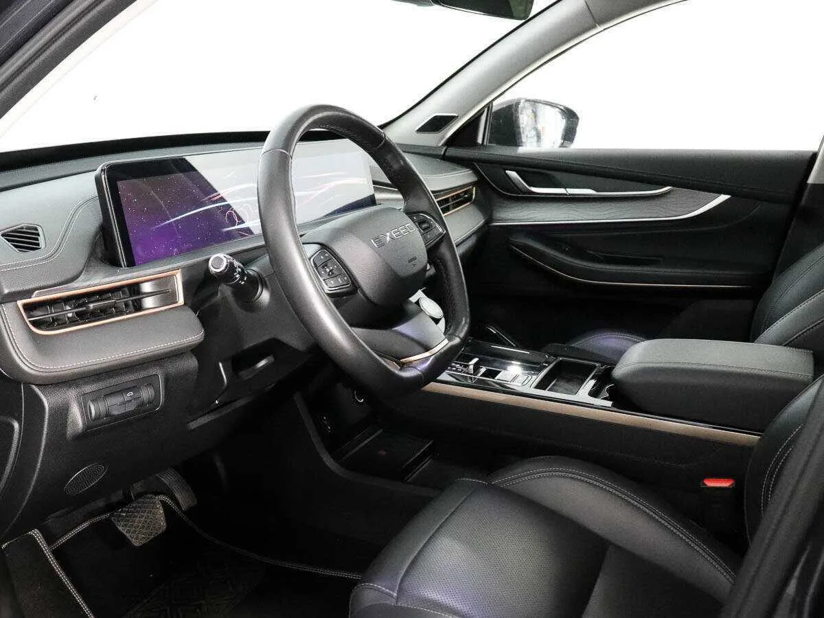 Exeed Lx