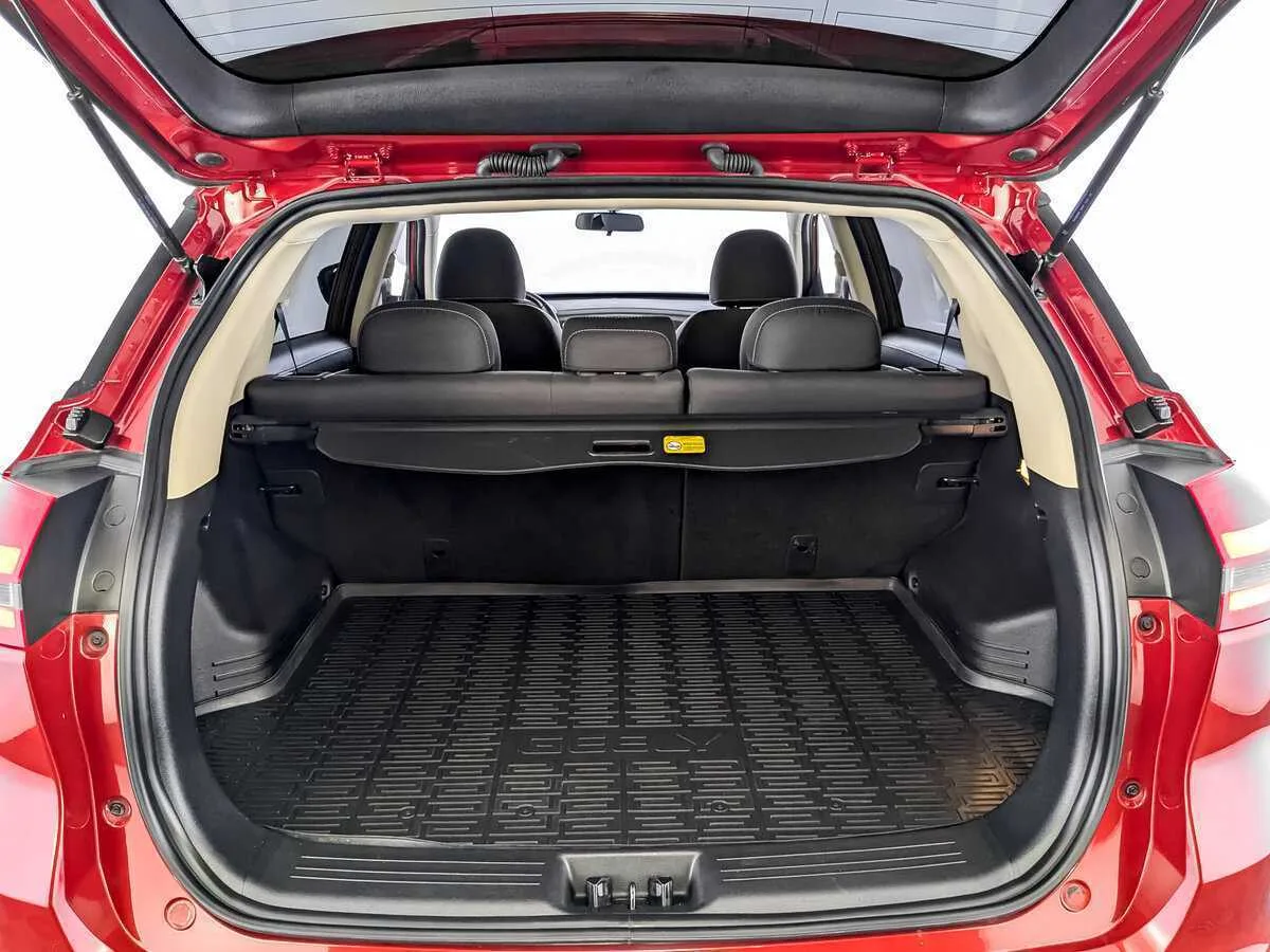 Geely Atlas