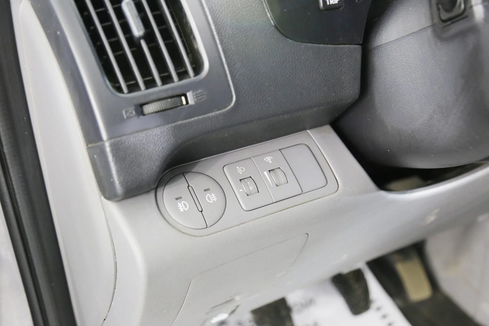 Hyundai H-1