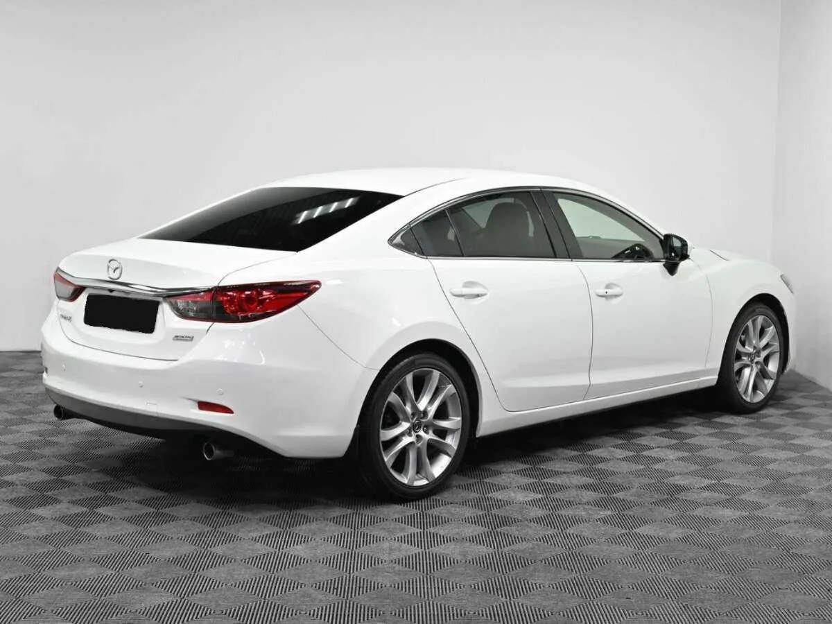 Mazda 6