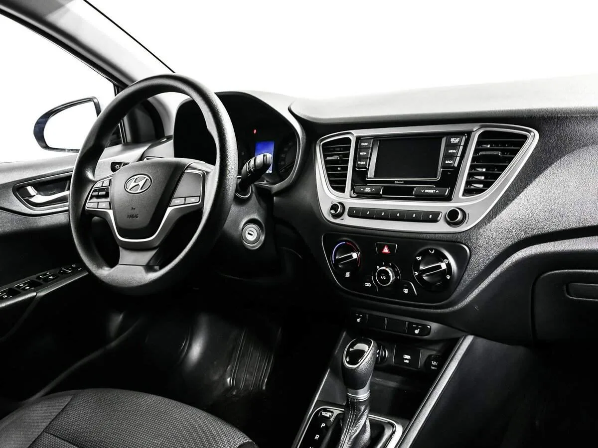 Hyundai Solaris