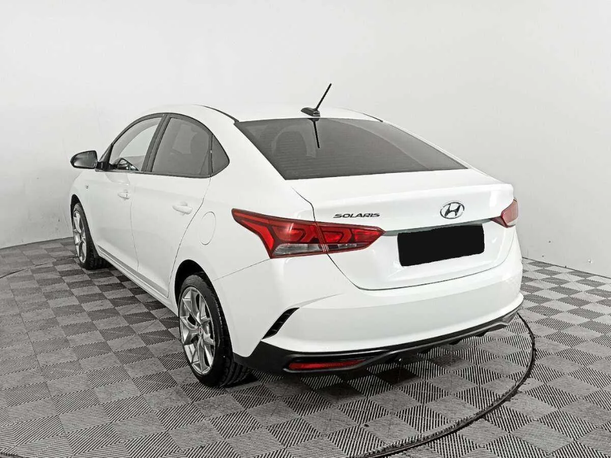 Hyundai Solaris