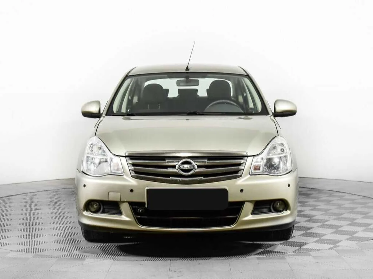 Nissan Almera
