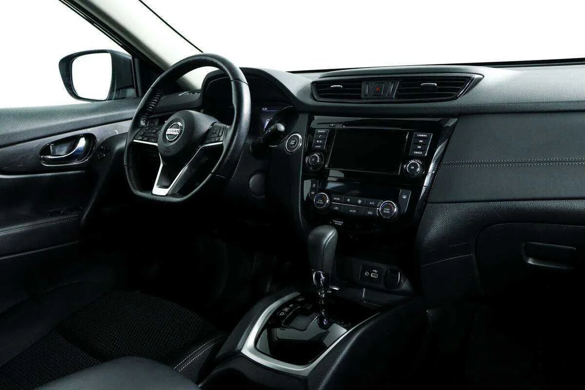 Nissan X Trail
