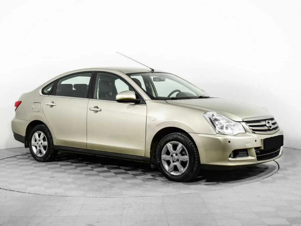 Nissan Almera