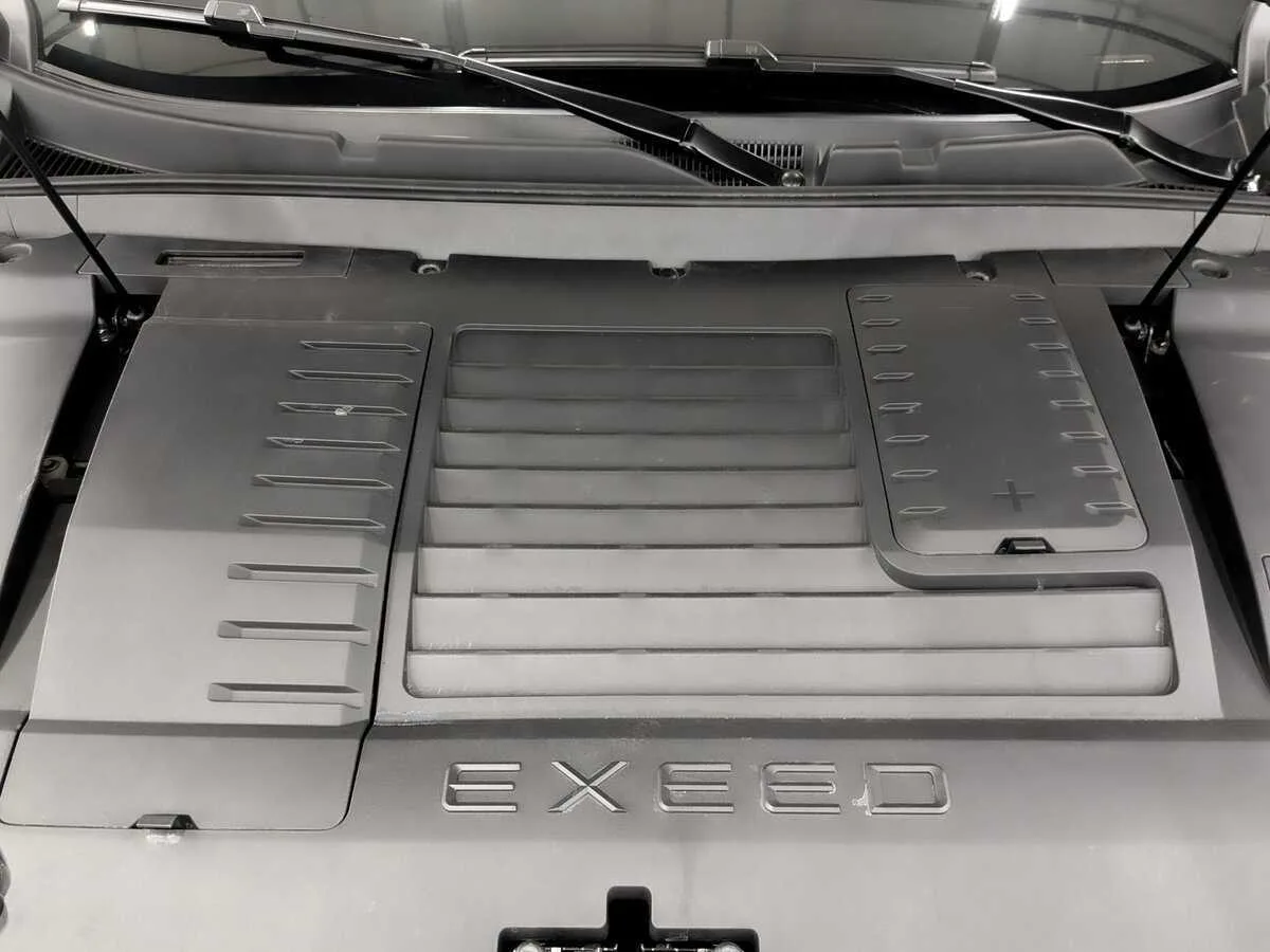 Exeed Lx