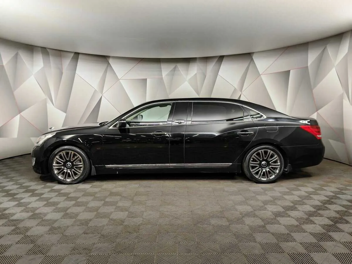 Hyundai Equus