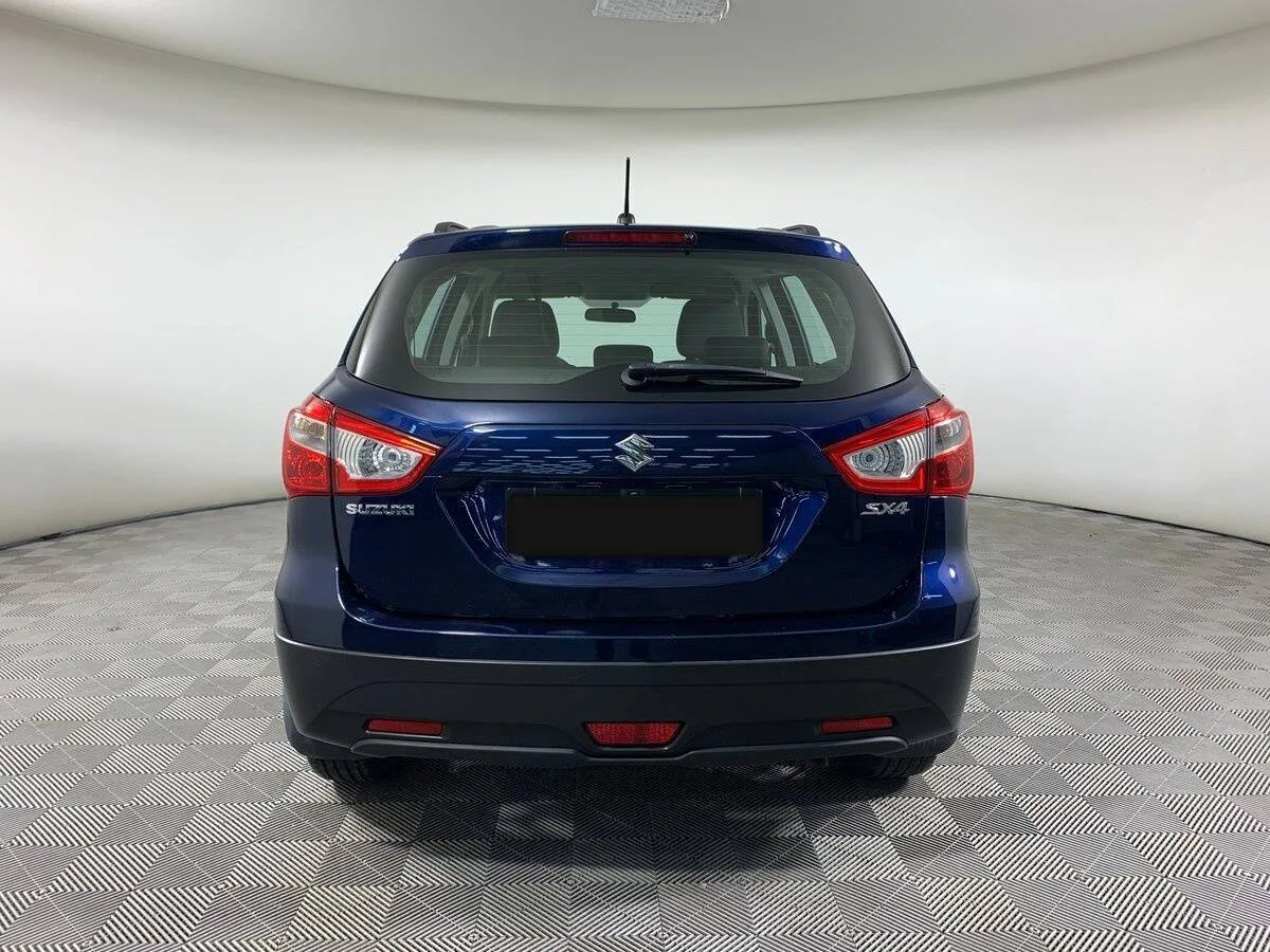 Suzuki SX4