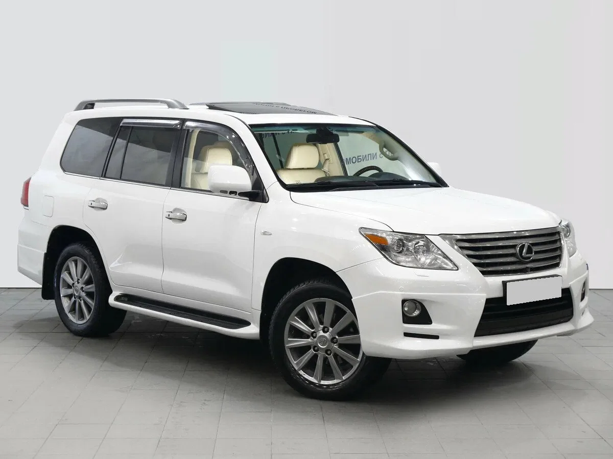 Lexus LX