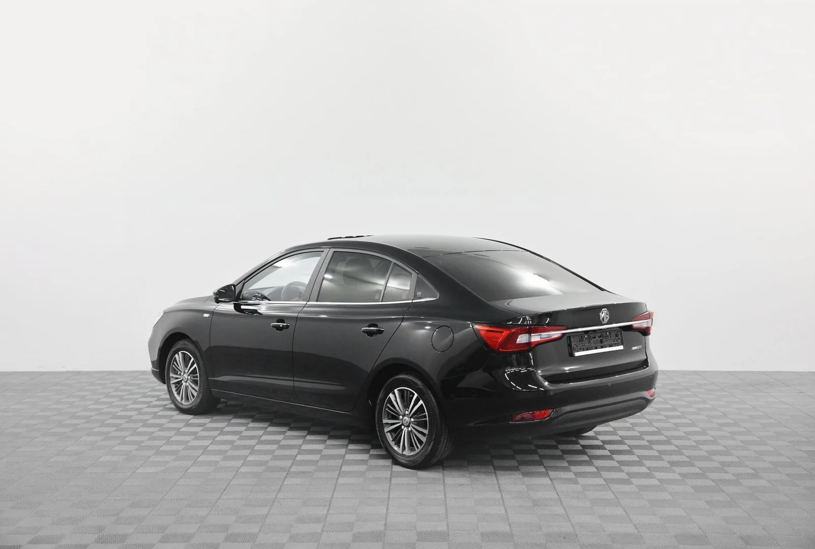 MG 5