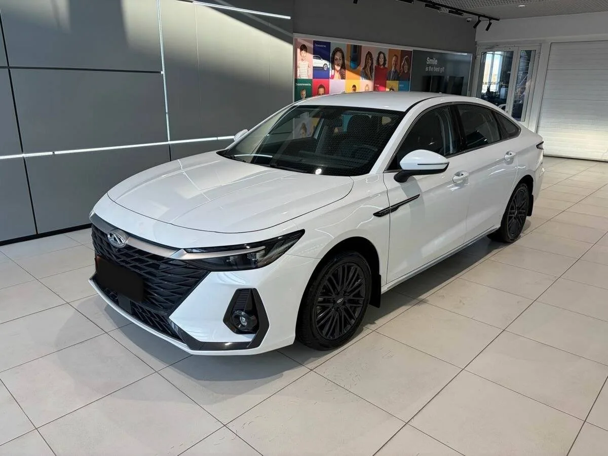 Chery Arrizo 8